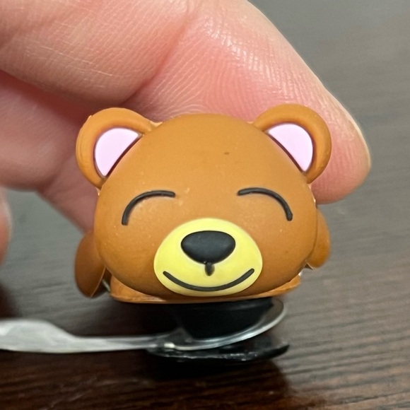 CROCS 3D brown bear on a tummy jibbitz - Picture 7 of 10